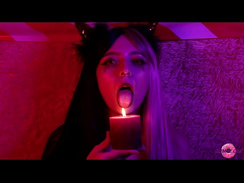 ❤️ Pasia Fumado de Sexy Succubus kun Buŝa Plenumo ☑ Malĉasuloj ĉe ni ❌